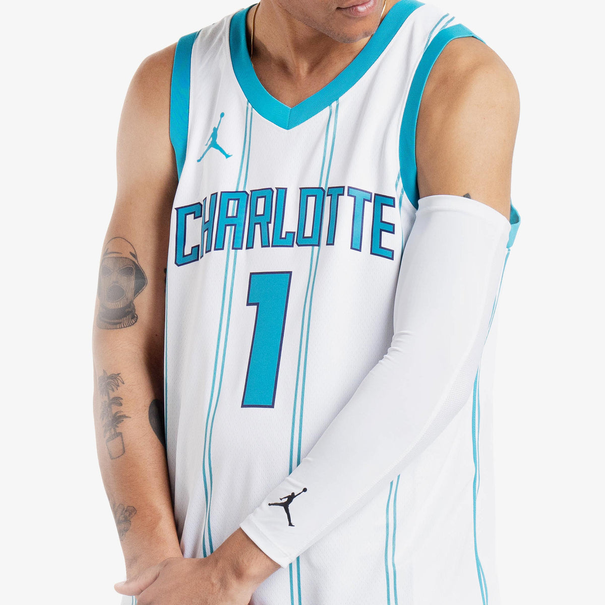 Unisex Jordan Brand LaMelo Ball White Charlotte Hornets Swingman Jersey -  Association Edition