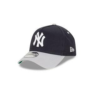 New York Yankees Two Tone 9-FORTY A-Frame MLB Snapback Hat