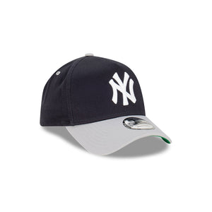 New York Yankees Two Tone 9-FORTY A-Frame MLB Snapback Hat