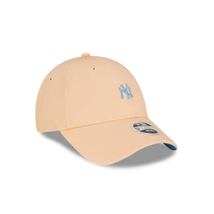 New York Yankees Ice Latte 9FORTY Womens MLB Strapback Hat