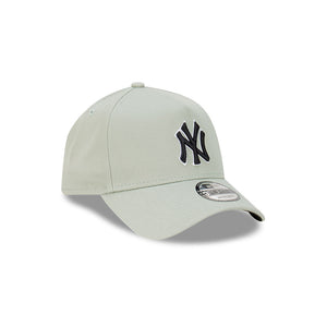 New York Yankees 9FORTY Black Matcha A-Frame MLB Snapback Hat