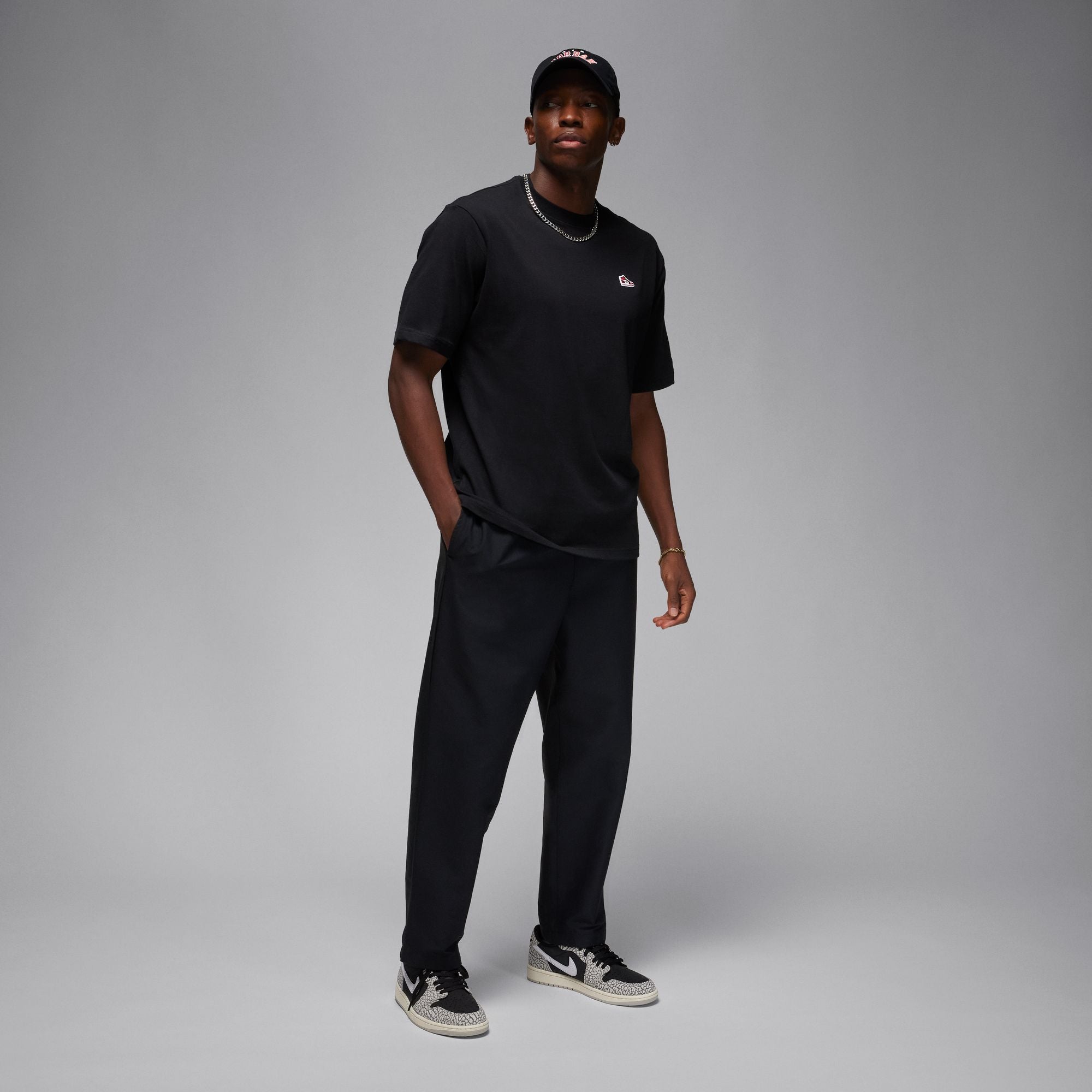 【NIKE】Jordan Sneaker Patch ベーシック半袖Tシャツ Air Jordan 1 Big Kids' Patch T-Shirt. Nike JP
