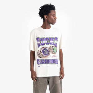 Milwaukee Bucks Vintage 2 Time NBA Champions T-shirt