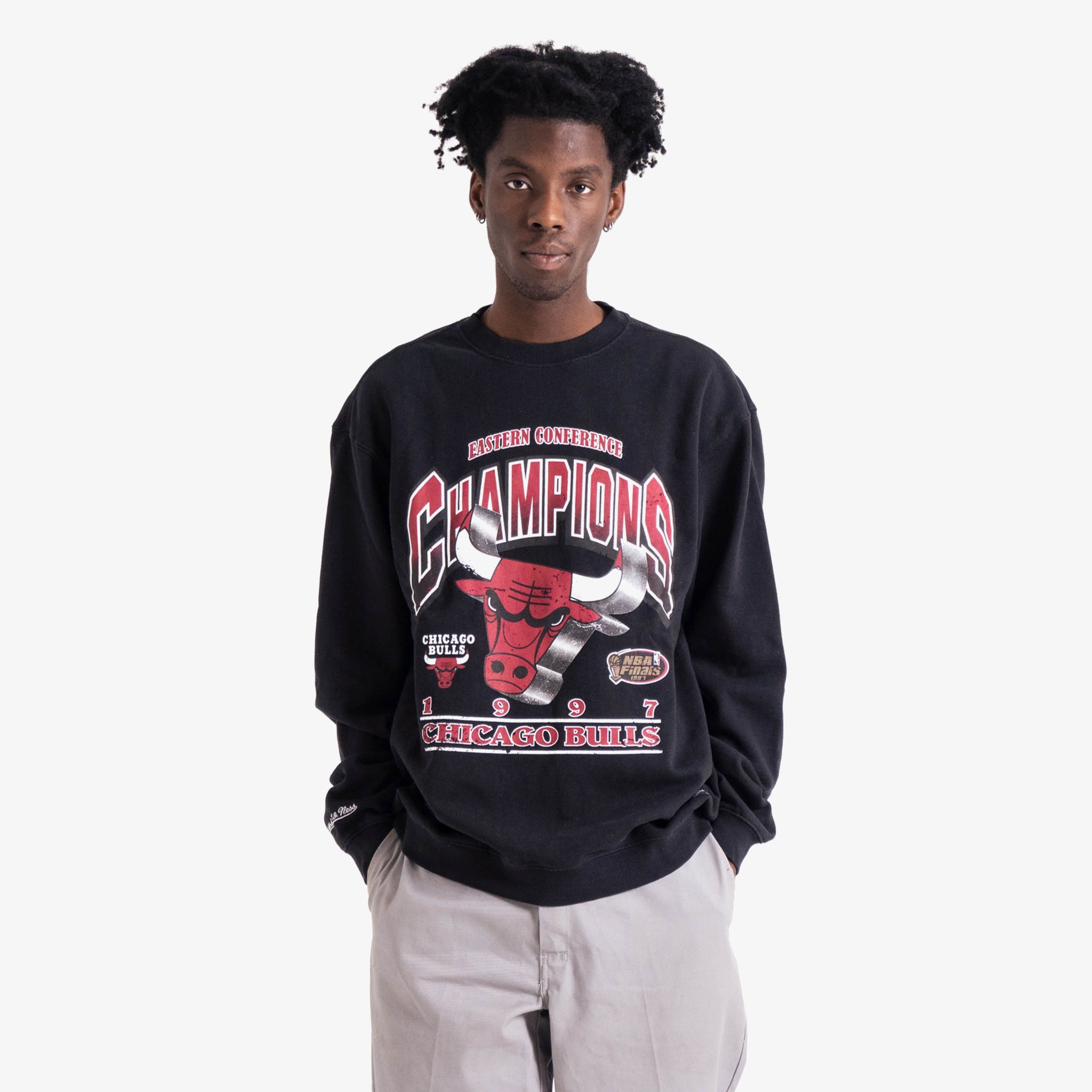 Chicago Bulls Vintage Bevelled NBA Crew Neck Jumper – Basketball Jersey  World