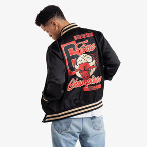 Chicago Bulls NBA Lightweight Satin Jacket