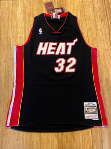 AUTOGRAPHED Shaquille O'Neal Miami Heat NBA Away Swingman Jersey