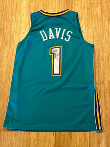 AUTOGRAPHED Baron Davis New Orleans Hornets NBA Away Swingman Jersey