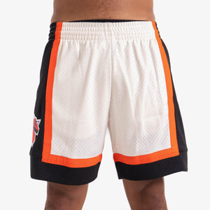 New York Knicks Hardwood Classics Throwback Off White Swingman NBA Shorts