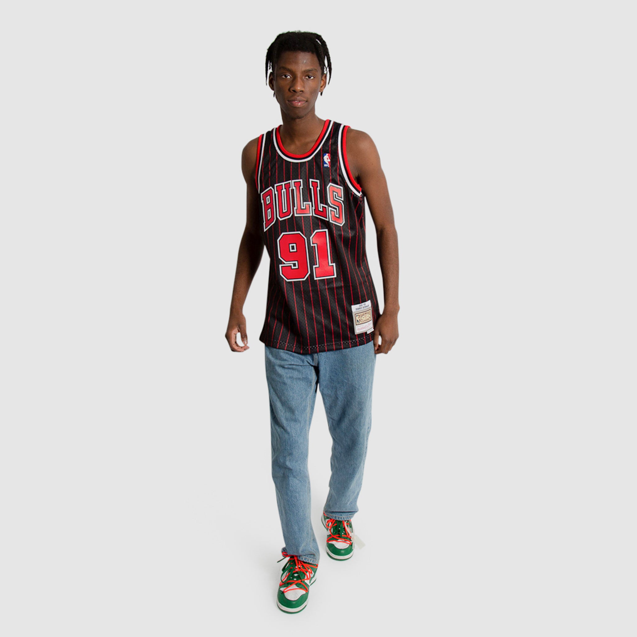 Dennis Rodman Jersey  Chicago Bulls Mitchell & Ness NBA Black Pinstripe  Throwback Swingman Jersey