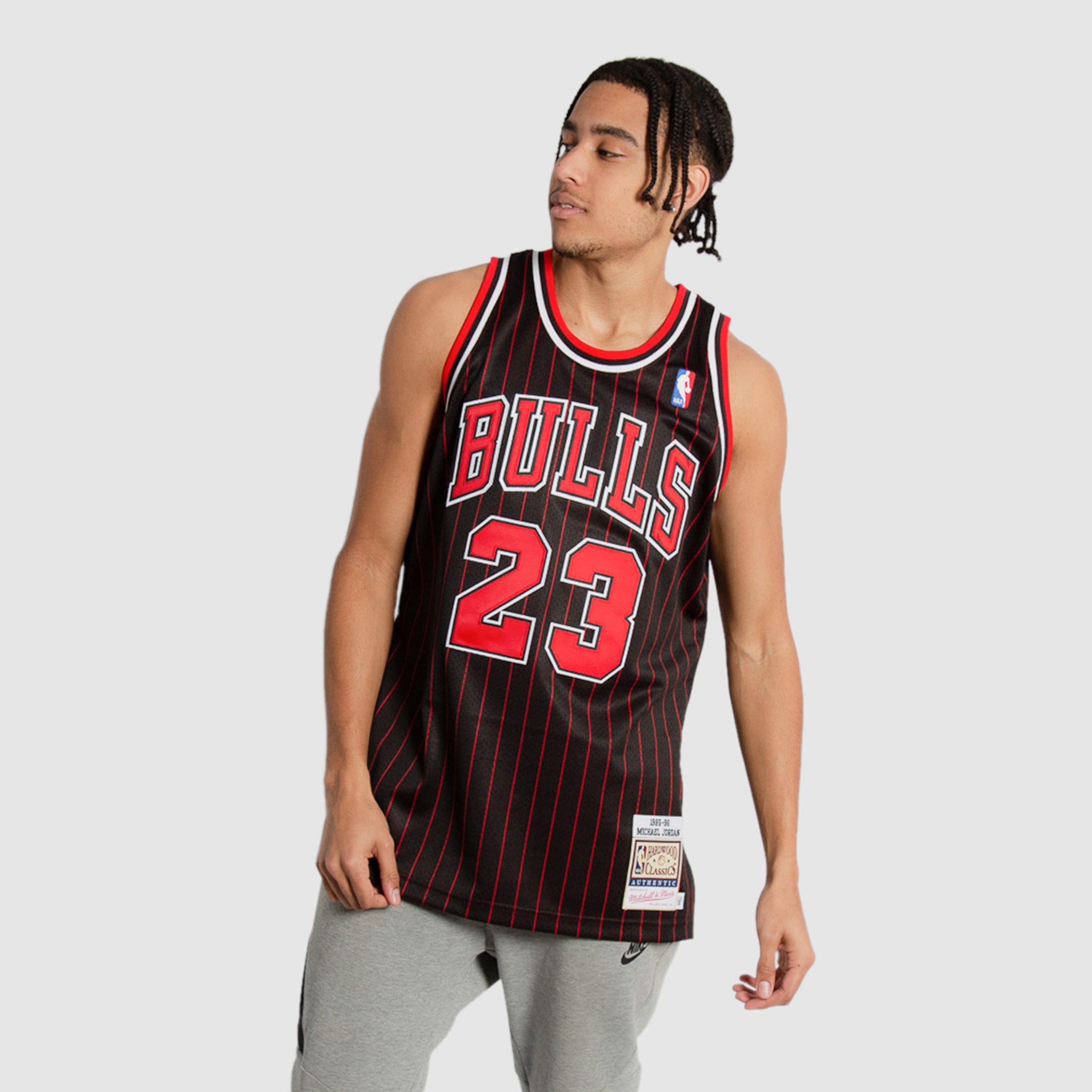 Mitchell & Ness Authentic Michael Jordan '96 Alternate Pinstripe Chicago  Bulls Jersey