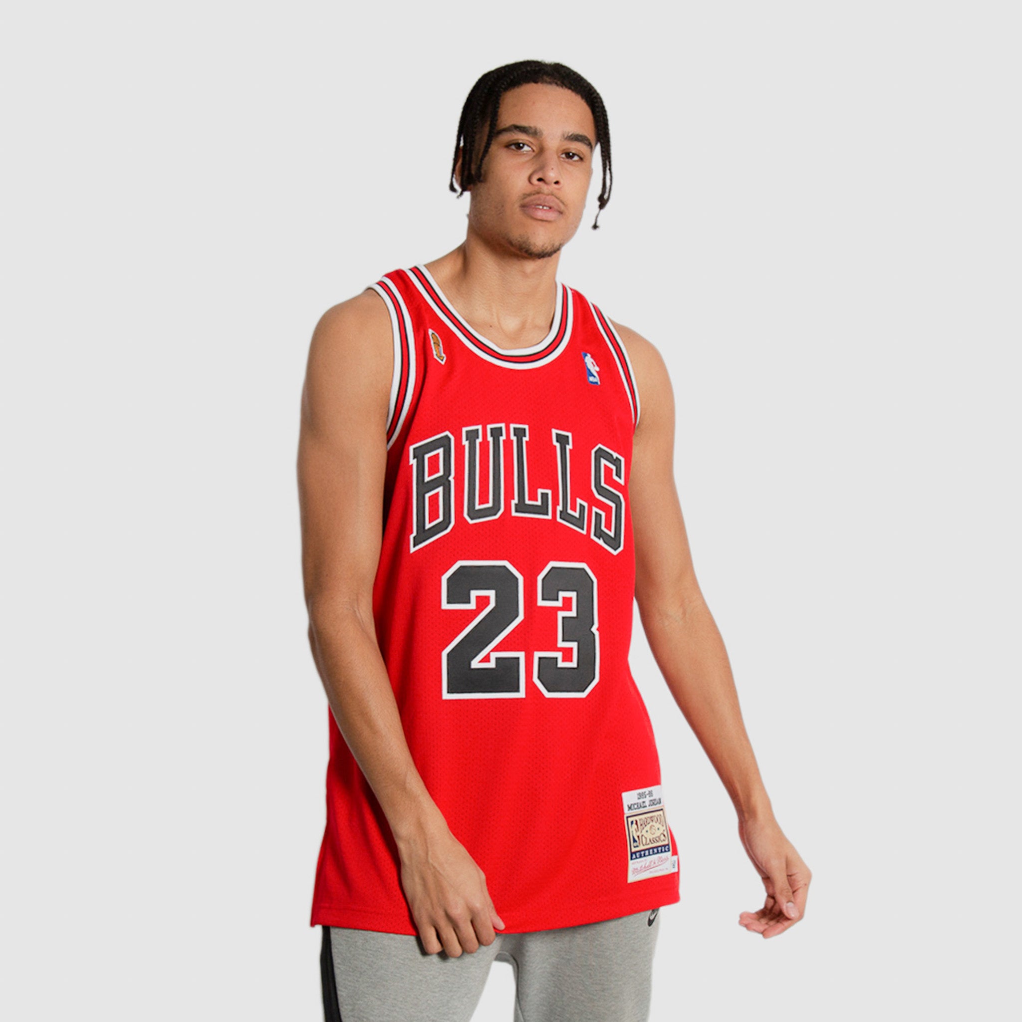 Chicago Bulls Authentic Mitchell & Ness Michael Jordan 1995-96 Jersey –  Official Chicago Bulls Store