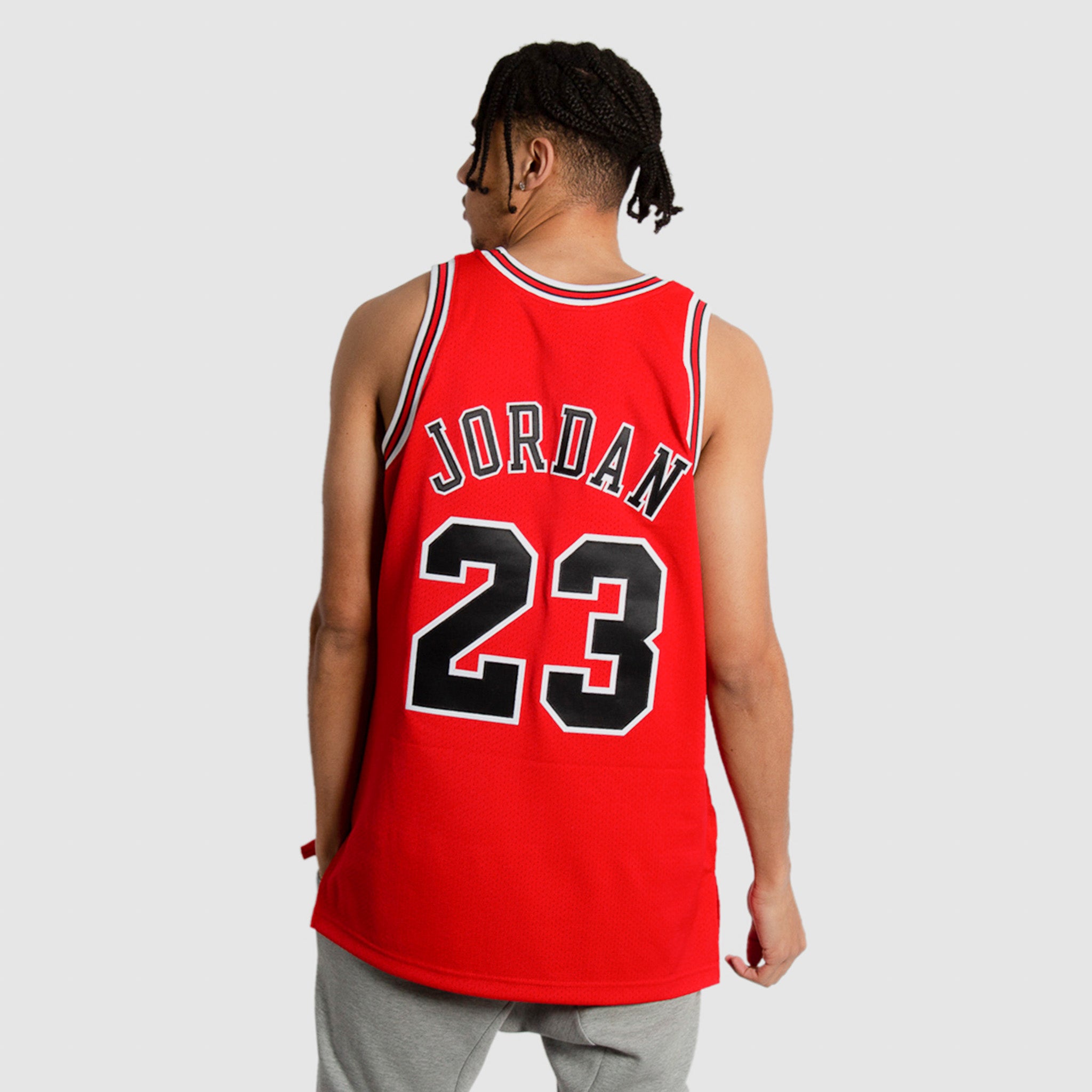 Michael Jordan Chicago Bulls Authentic Vintage 95-96 Champion Jersey (44)  *NEW*