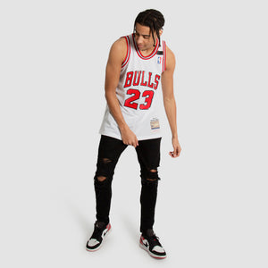 Michael Jordan Chicago Bulls Premium 1991-92 NBA Authentic Jersey