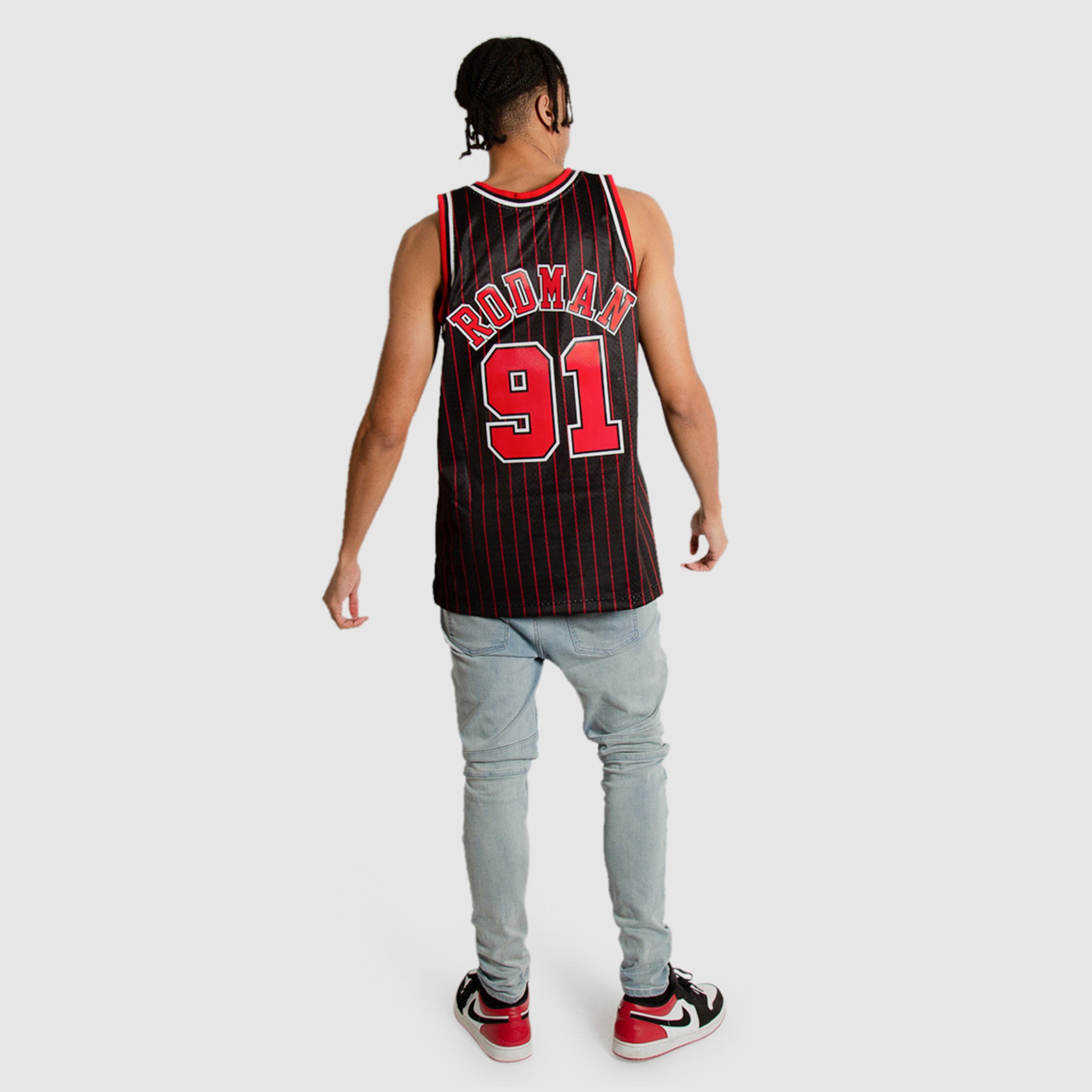 Mitchell & Ness Men's Chicago Bulls Dennis Rodman Pinstripe Swingman Jersey