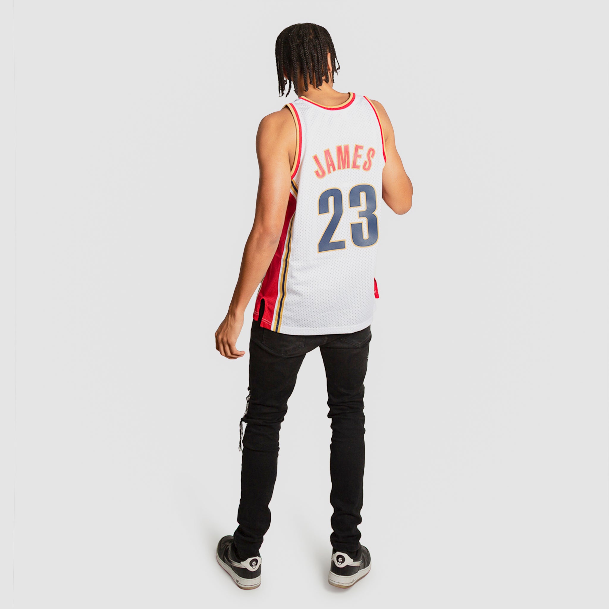 Men's Cleveland Cavaliers LeBron James Mitchell & Ness White Hardwood Classics Rookie Authentic Jersey