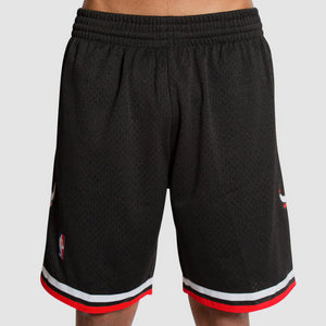 Chicago Bulls 1997-98 Hardwood Classics Throwback Swingman NBA Shorts