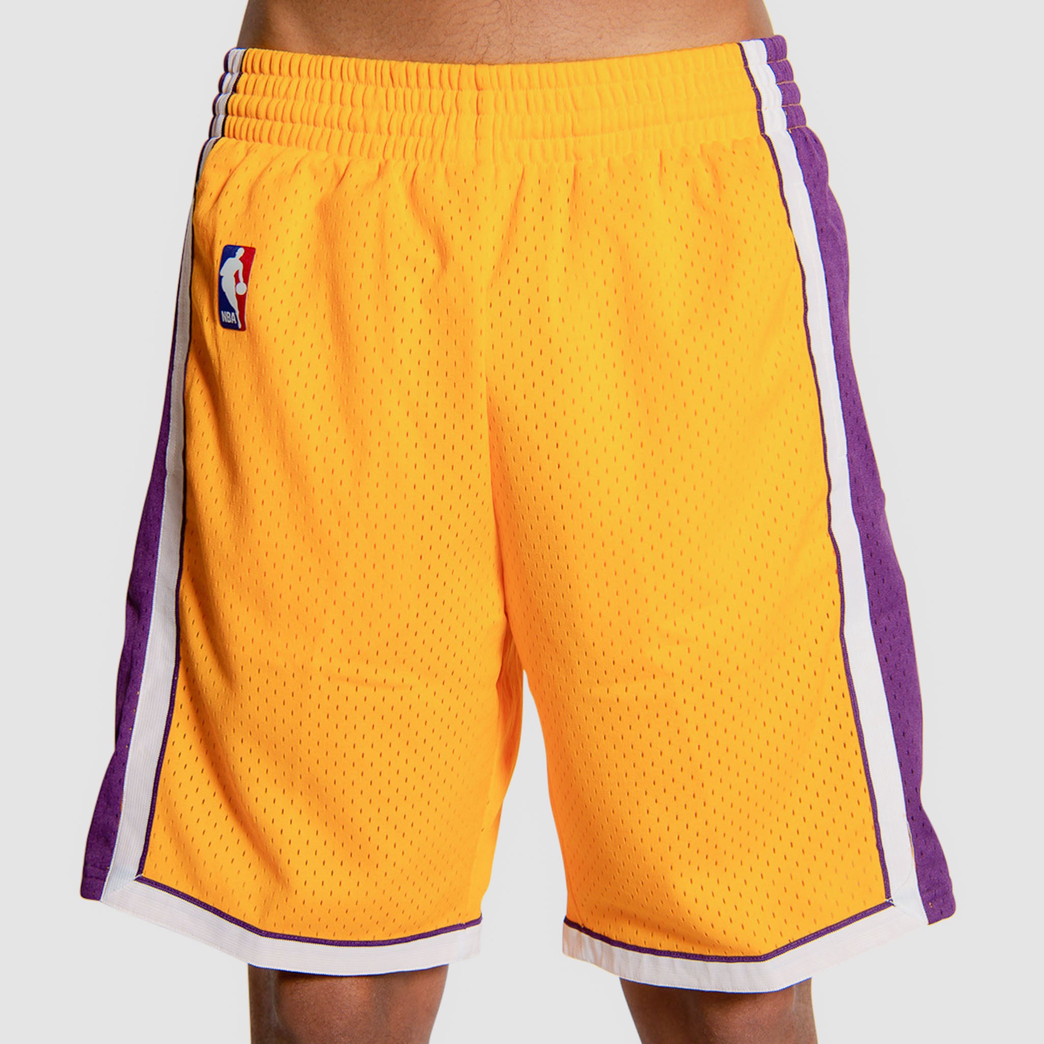 Lakers Basketball Shorts Mens XL Hardwood Classics Front Spellout Logo