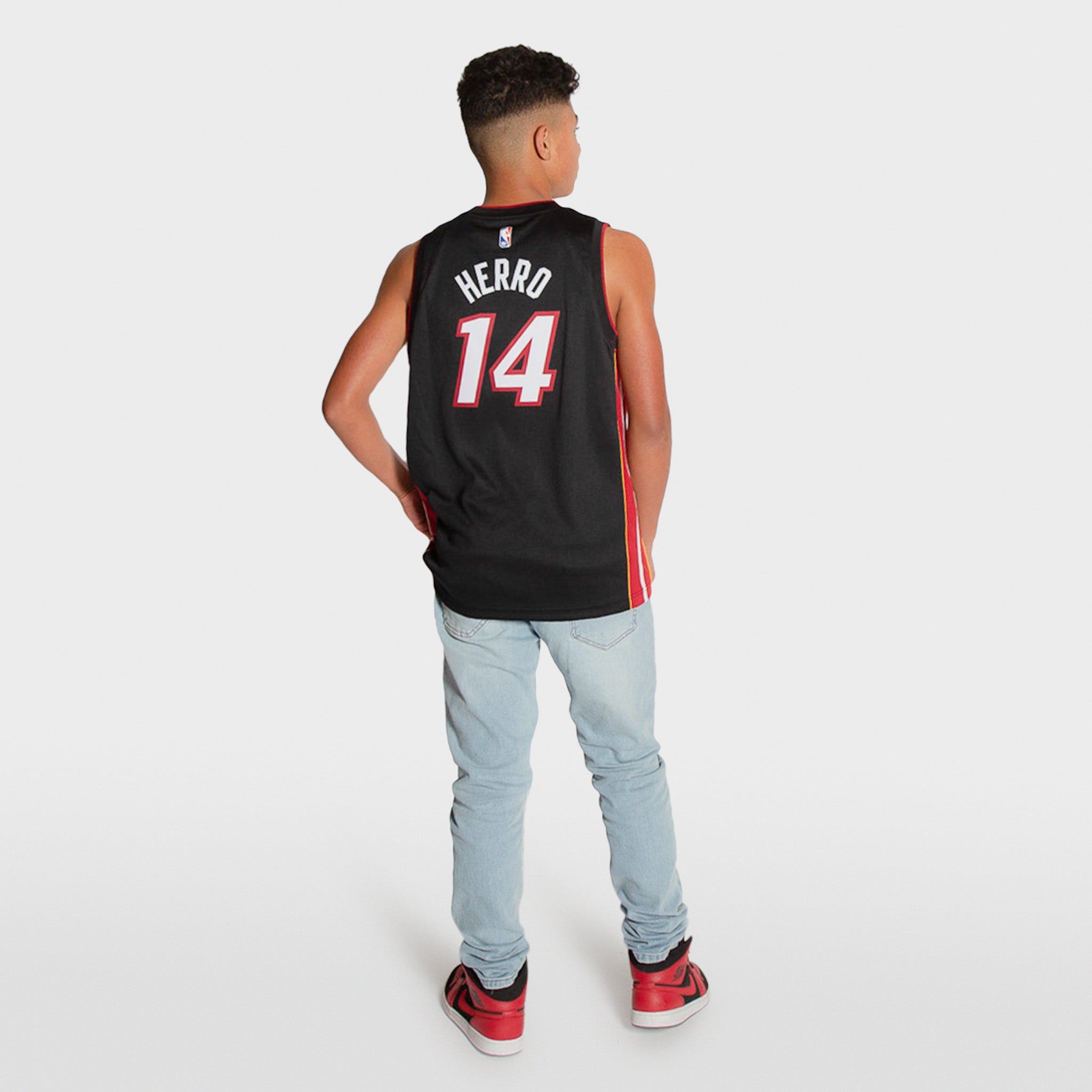 Miami Heat Jordan Statement Edition Swingman Jersey 22 - Red - Tyler Herro  - Youth