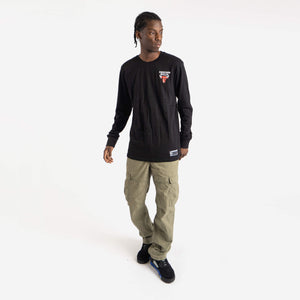Chicago Bulls Essential Long Sleeve NBA T-Shirt