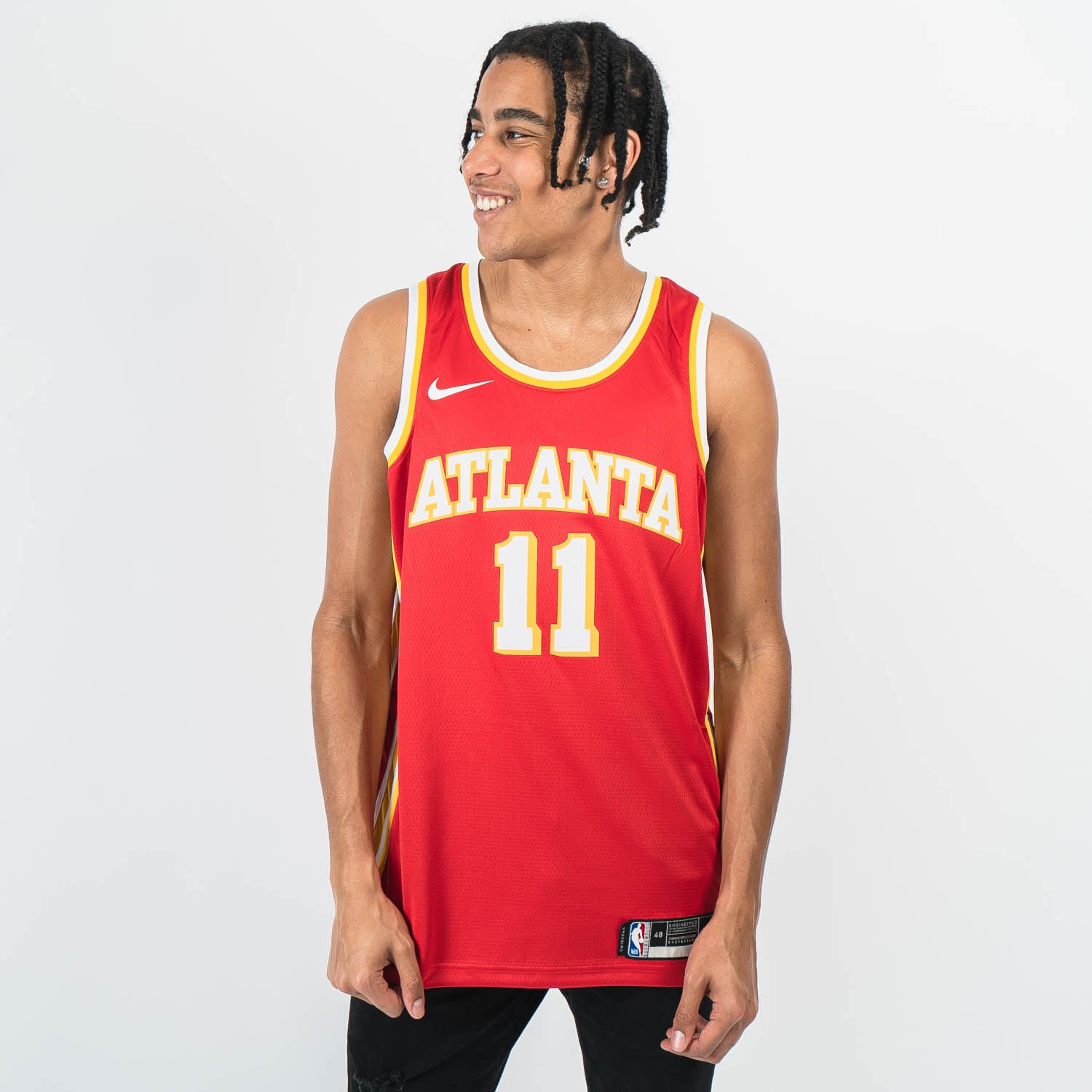 Nike Men's Atlanta Hawks Trae Young Icon Edition Swingman Jersey
