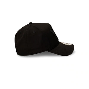 Chicago Bulls All-Black 9FORTY A-Frame NBA Snapback Hat